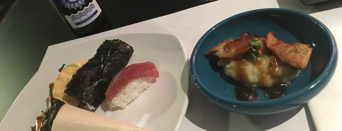 Sushi La is one of Yiannis 님이 좋아한 장소.