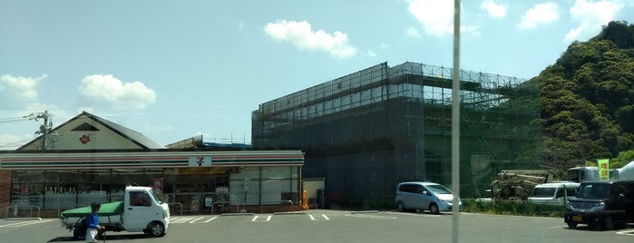 ミニストップ 武雄下西山店 is one of ミニストップ.