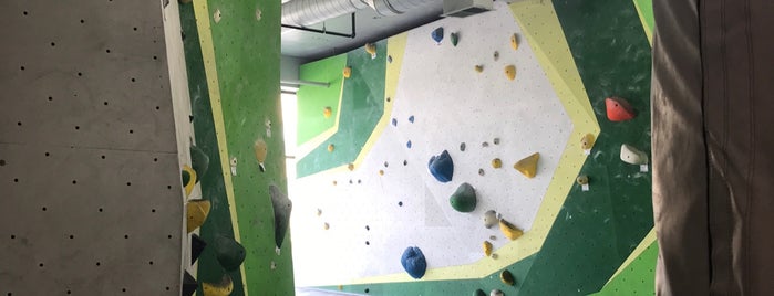 First Ascent Uptown is one of สถานที่ที่บันทึกไว้ของ Stacy.