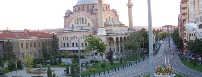Reşadiye Camii is one of Eskişehir'de Gezilecek, Görülecek Yerler.