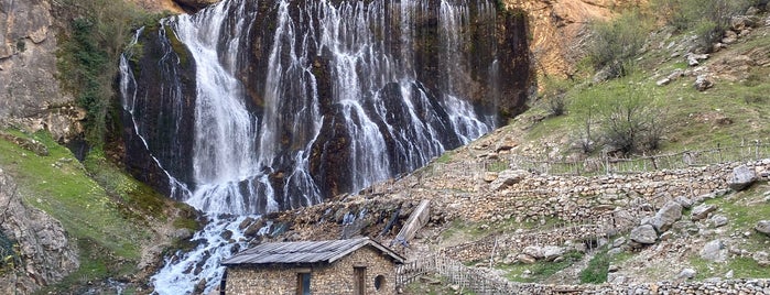 Kapuzbaşı Şelaleleri is one of Tarihi.