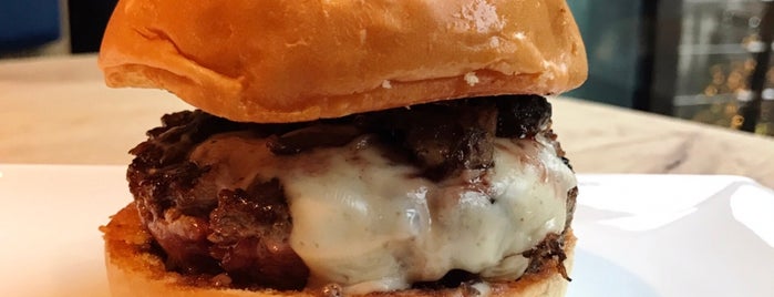 Umami Burger is one of Want To Go.