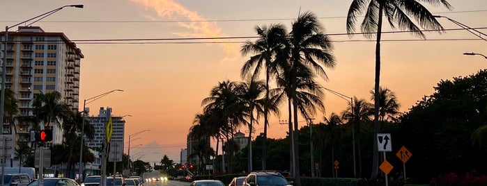 Fort Lauderdale Beach @ Sunrise Boulevard is one of Fort Lauderdale.