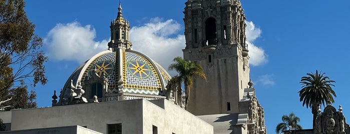 Balboa Park is one of สถานที่ที่ Joey ถูกใจ.