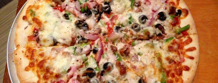 Bazbeaux Pizza is one of Indy Local Food Spots - Downtown & Midtown.