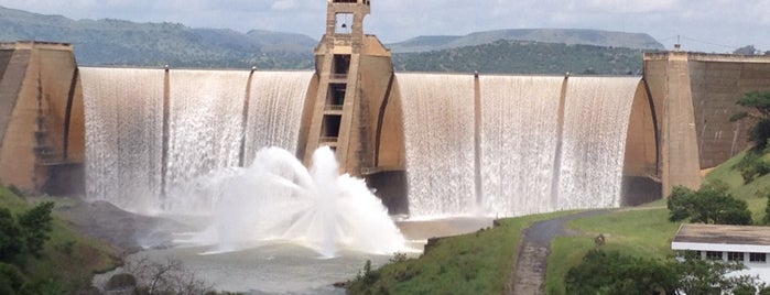Wagendrift Dam is one of South Africa.