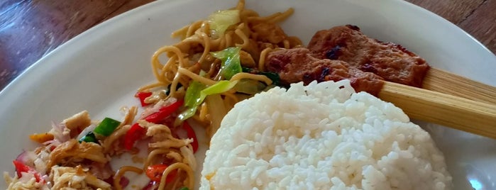 Rumah Makan Kedaton is one of Eat in DPS.