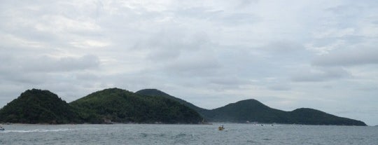 Tawaen Beach is one of Pattaya - Jomtien.