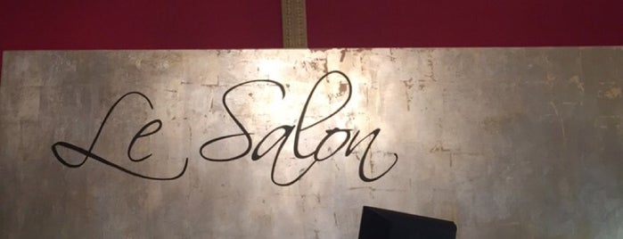 Le Salon is one of Orte, die Sofia gefallen.