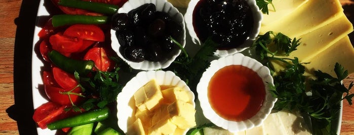 Happy Caking Acarkent is one of Kavacık Mekanlar.