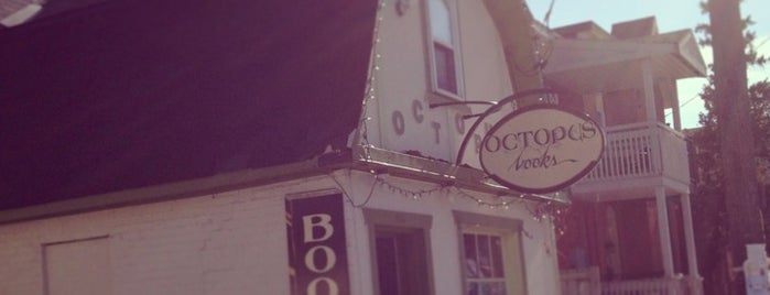 Octopus Bookstore is one of Orte, die Hina gefallen.