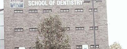 University of Detroit Mercy School of Dentistry is one of 🌸Kiesha 님이 좋아한 장소.