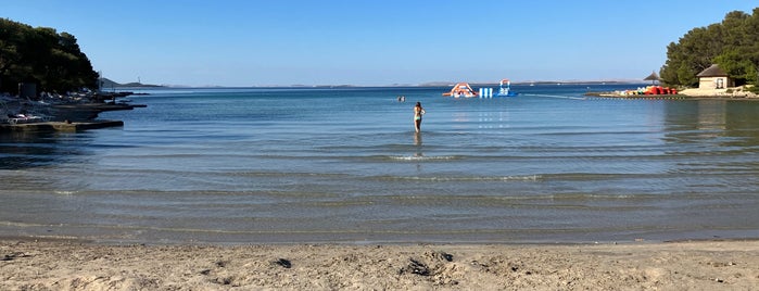 Pine Beach is one of hırvatistan.
