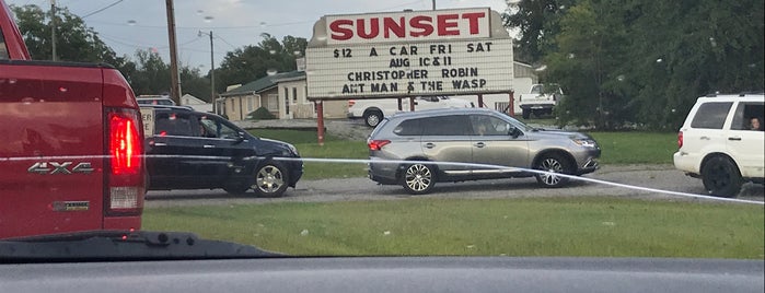 Sunset Drive In is one of TAKE ME TO THE DRIVE-IN, BABY.