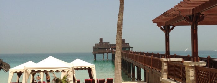 Al Qasr Beach is one of Gespeicherte Orte von Ben.