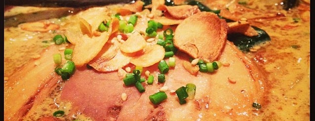 熟成田舎味噌らーめん 幸麺 is one of Lieux sauvegardés par Yongsuk.