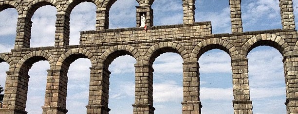 Aqueduct of Segovia is one of UNESCO World Heritage Sites.
