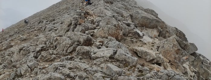 Връх Вихрен (Vihren peak) is one of Bulgarian Beauty 🇧🇬.