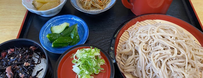 やまびこ庵 is one of 食べ物処.