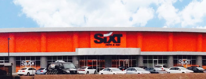 Sixt Rent A Car is one of สถานที่ที่ Ziya Tuna ถูกใจ.