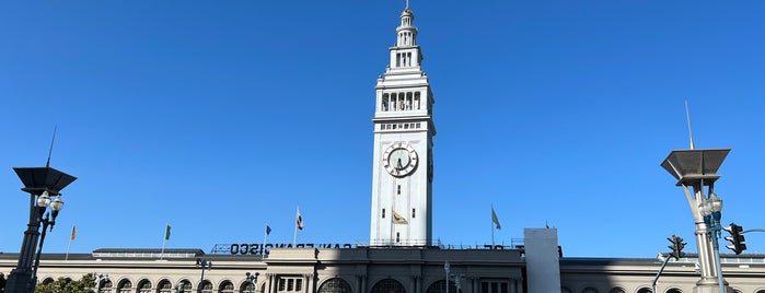 Embarcadero Outdoor Crafts Market is one of San Francisco: Living in the City.