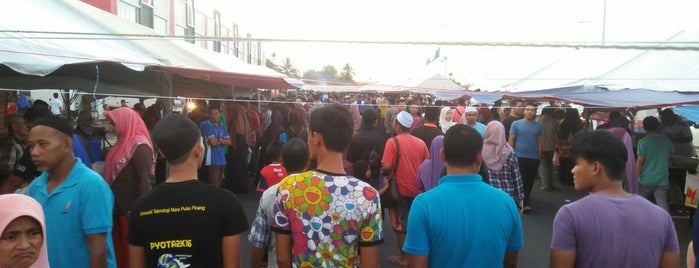 Bazaar Ramadhan Pasir Puteh is one of Bazar Ramadhan seluruh Malaysia.