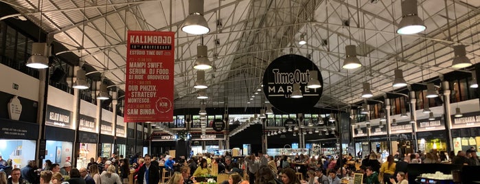 Time Out Market Lisboa is one of สถานที่ที่ Roberto ถูกใจ.
