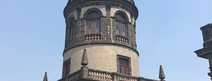 Museo Nacional de Historia (Castillo de Chapultepec) is one of Orte, die Roberto gefallen.