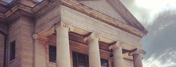 Boone County Courthouse is one of Lieux qui ont plu à 🖤💀🖤 LiivingD3adGirl.