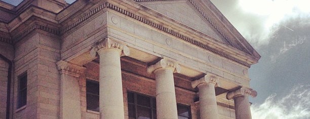 Boone County Courthouse is one of 🖤💀🖤 LiivingD3adGirl : понравившиеся места.