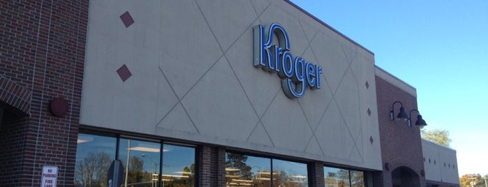 Kroger is one of สถานที่ที่ Joanna ถูกใจ.