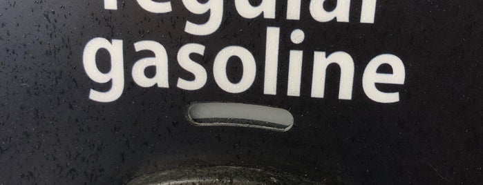 Costco Gasoline is one of Locais curtidos por John.