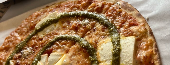 Pizza Locale is one of Alaçatı.