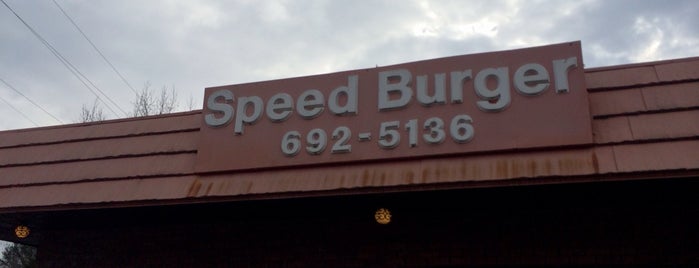 Speedburger is one of สถานที่ที่ Michael ถูกใจ.