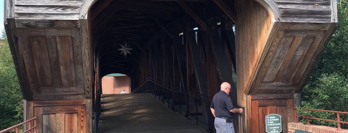 Old Salem Visitor Center is one of museums.