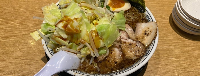 丸源ラーメン 草津店 is one of ラーメン.