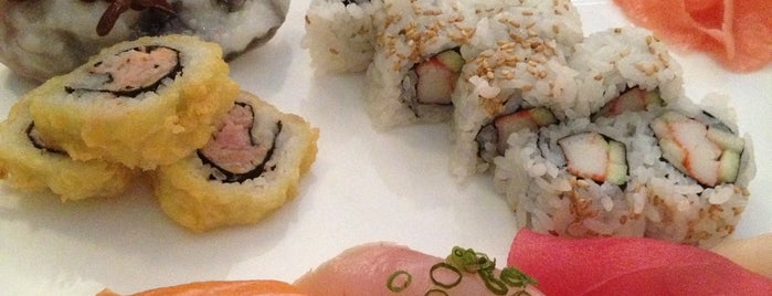 Midori Sushi is one of Divya : понравившиеся места.