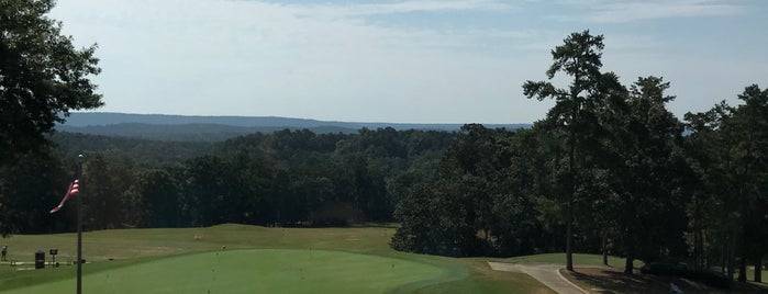 Pine Tree Country Club is one of Favorite Places.