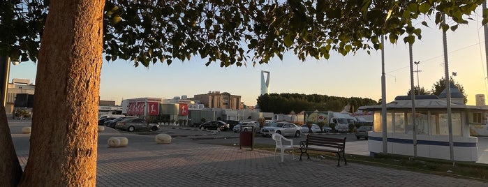 ممشى ملاهي الخيمة is one of Moonlamoo’s Liked Places.