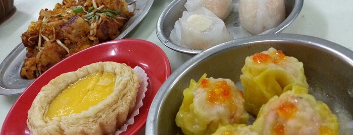 Leong Kee Tim Sum Restaurant (龙记港式点心) is one of Penang To-Do.