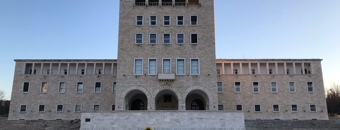 Piazza Madre Teresa is one of Tirana.