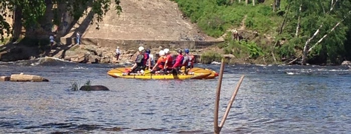 Гребной клуб «Бурная вода» is one of Lugares favoritos de Antonio.