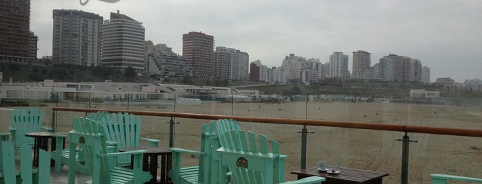Quba Café de Mar is one of Lugares favoritos de Sabrina.