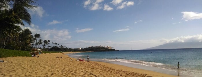 Kā‘anapali Beach is one of Hawaii.