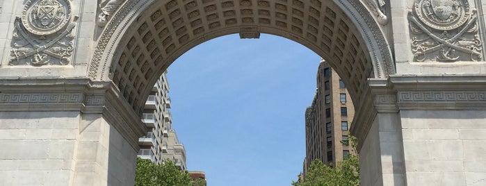 Washington Square Park is one of Fernando : понравившиеся места.