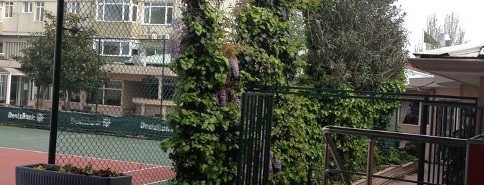 Levent Tenis Kulübü is one of Living in Istanbul Avr..