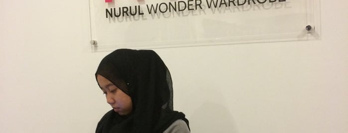 Nurul Wonder Wardrobe is one of Selangor.