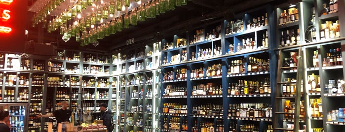 The Whisky Exchange is one of Tempat yang Disimpan Alison.