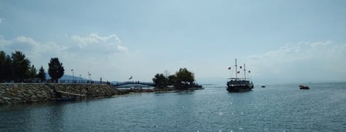 Beyşehir Gölü is one of Konya.