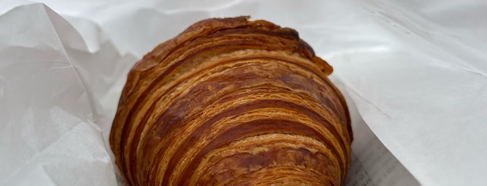 Des Gâteaux et du Pain is one of Pastries, Cakes & Desserts.